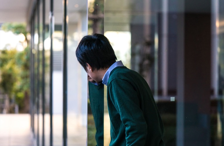 対象者の素行調査を行います | 福岡市東区の探偵なら迅速な調査のRAY探偵事務所